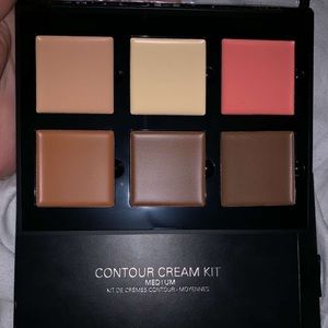 Anastasia Beverly Hills cream contour pallet
